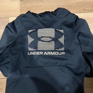 Under armour sweatshirt sized medium